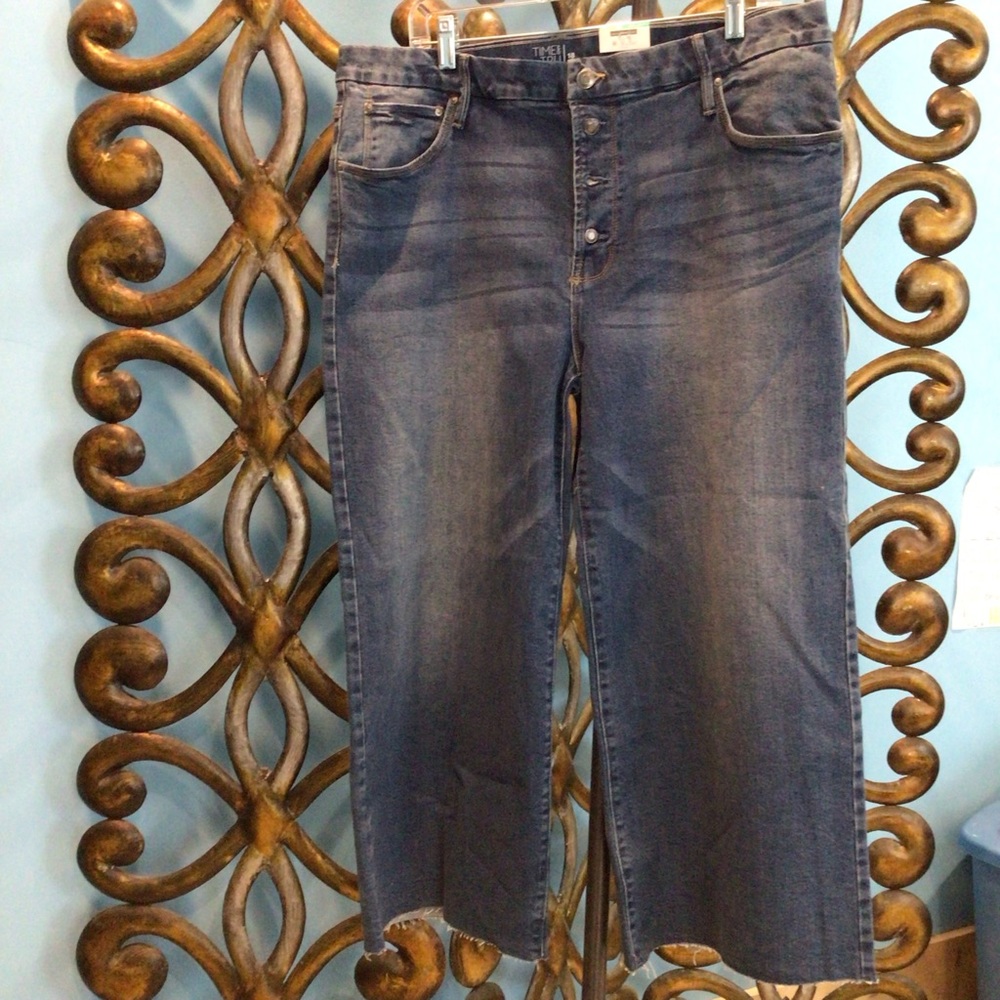 High Rise Wide Leg Jeans - Picture 2 of 4